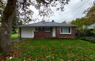 Cozy 1 bedroom plus office space with garage available near JBLM