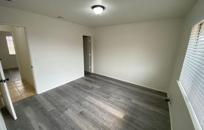 2 beds, 2 baths, 850 sqft, $1,600, Unit Unit 1