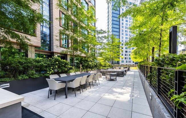 1 bed, 1 bath, 691 sqft, $5,650, Unit 1912