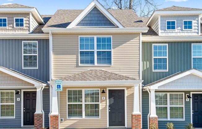 The Stowe Court Dog Friendly Condo for rent!