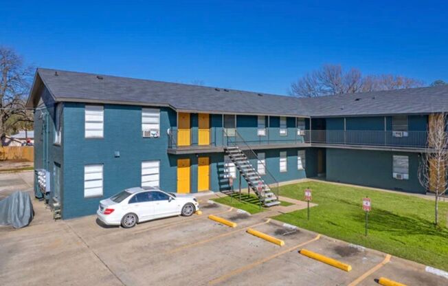 1 bed, 1 bath, 690 sqft, $895, Unit 108