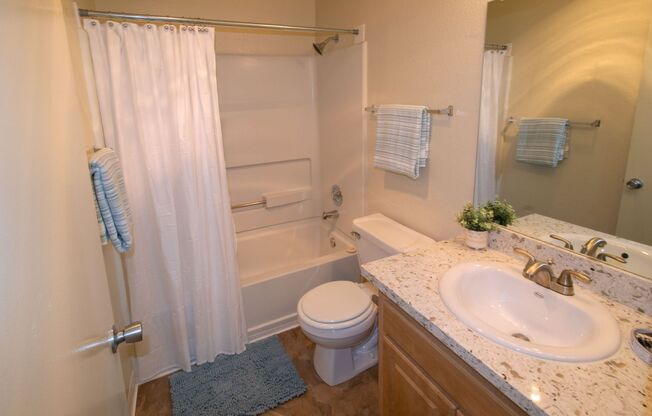 2 beds, 2 baths, 975 sqft, $2,950, Unit G-10