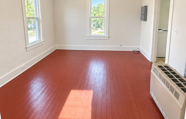 611 - 611 1/2 Bergen Ave