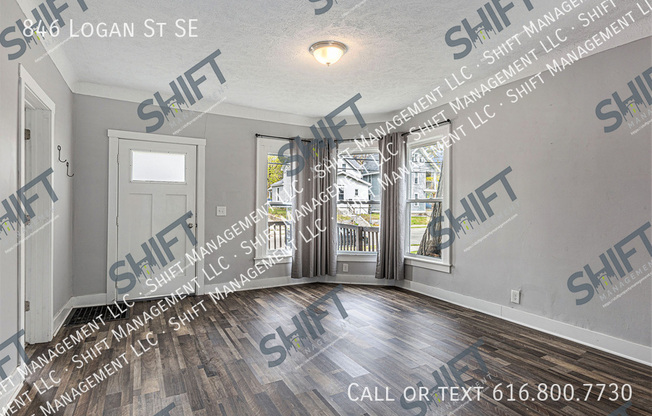 846 LOGAN ST SE