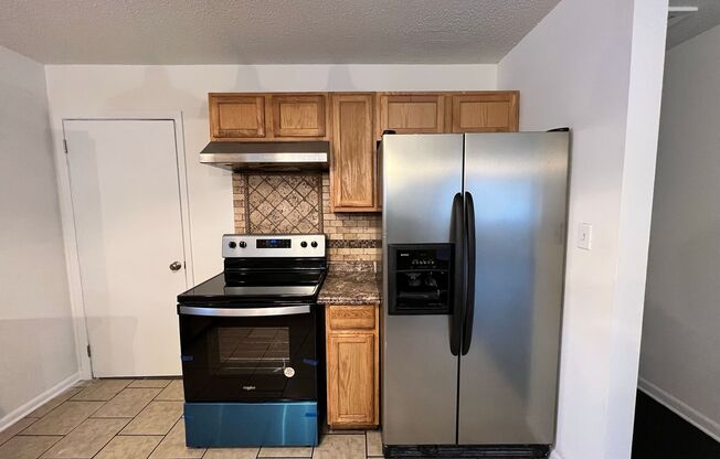 COMING SOON- 4bed/1.5bath for rent!