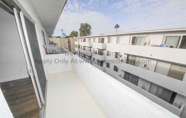 1 bed, 1 bath, $2,295, Unit 33-347