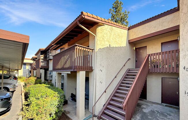 Stunning 2B/2BA Condo in Escondido!
