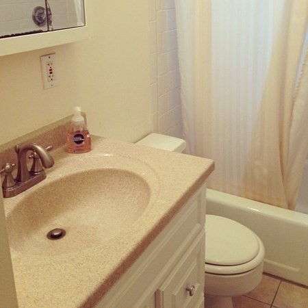 1 bed, 1 bath, 572 sqft, $3,200, Unit 6C