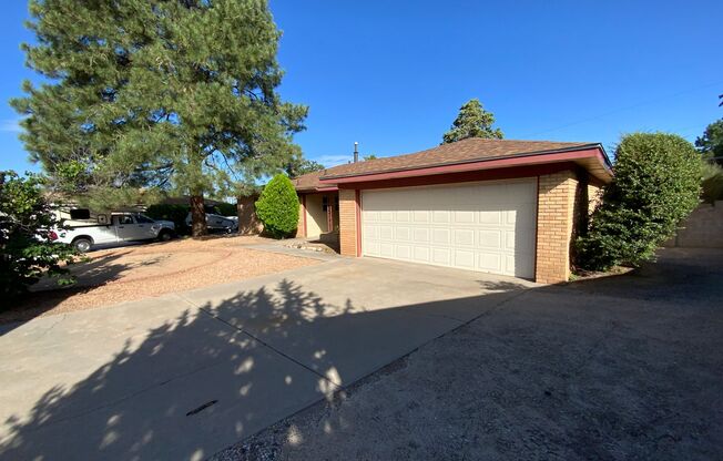 3 Bedroom Single Story Home Available Near Montgomery Blvd NE & Eubank Blvd NE!