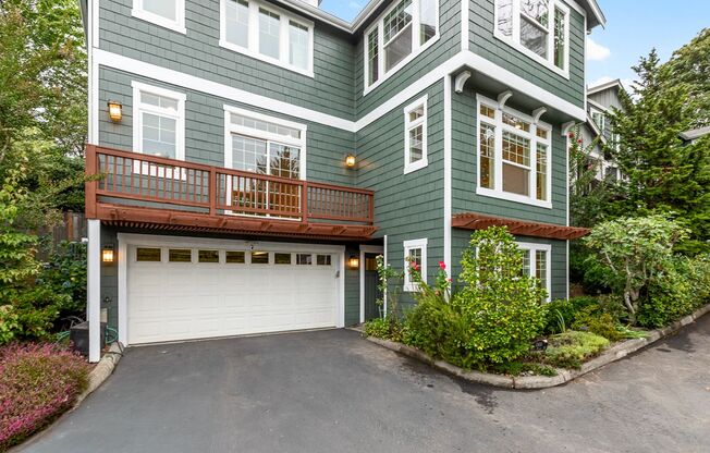 3 bedroom 3 bath