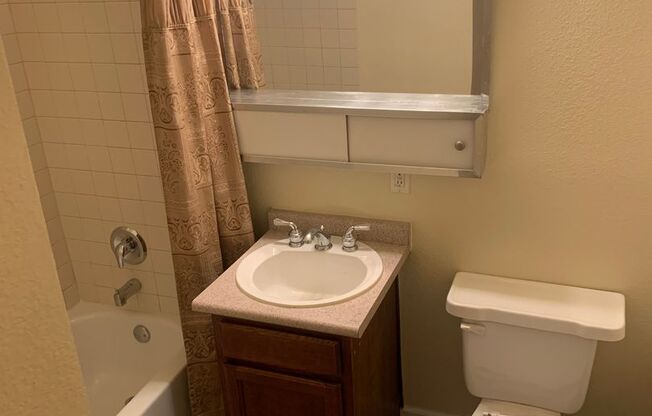 1 Bedroom 1 Bath In Central Las Vegas
