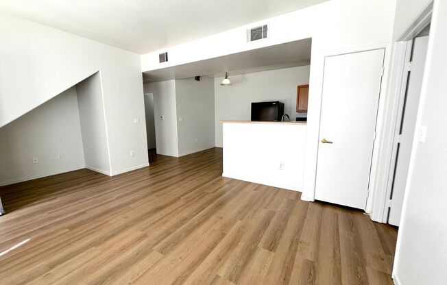 2bed/2bath first floor unit in gated community