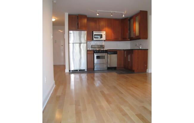 1 bed, 1 bath, 600 sqft, $3,200, Unit 3F