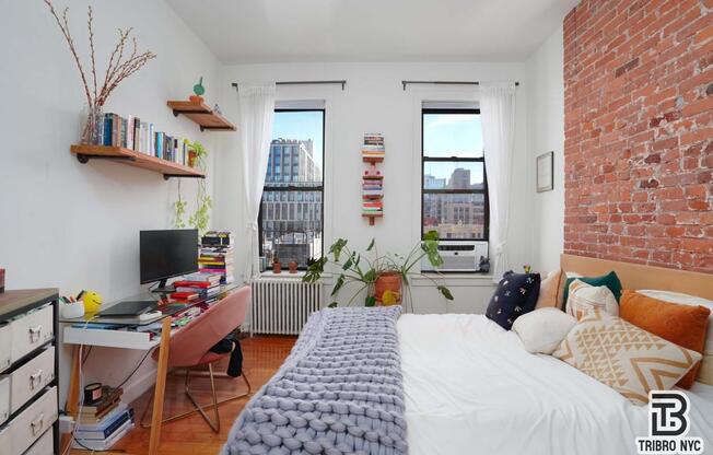 301 West 20th St.