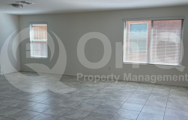 8807 E STONE MDW CIR