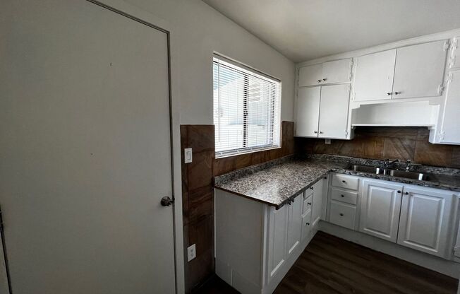 Remodeled 2 Bedroom 1 Bath