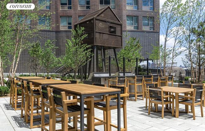 1 bed, 1 bath, 696 sqft, $5,500, Unit 8B