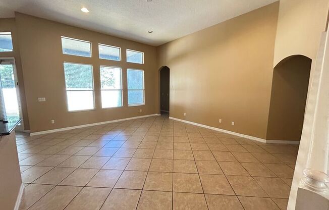 854 KAZAROS CIR