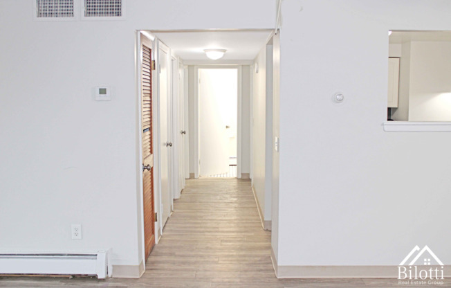 3 beds, 2 baths, 1,104 sqft, $1,925, Unit 262-11