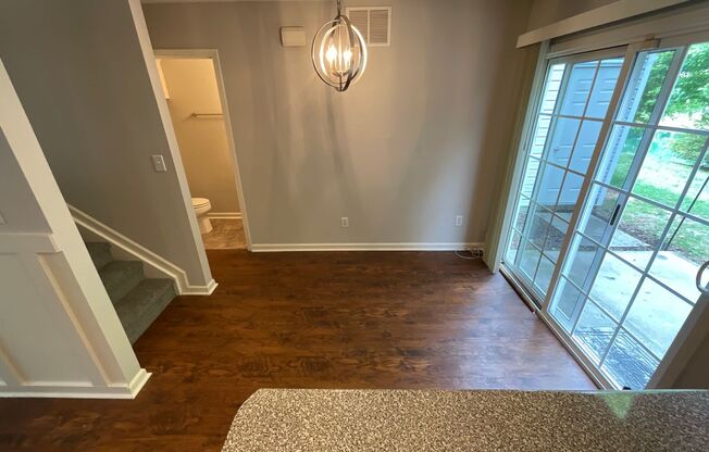 Charming 3 bdrm/ 2.5 bthrm End Unit Townhome!
