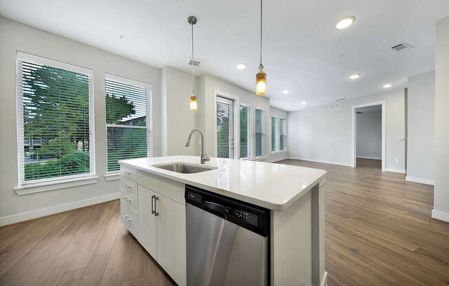 401 GRETEL DR