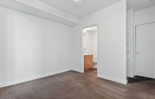2 beds, 2 baths, 906 sqft, $3,495, Unit 401