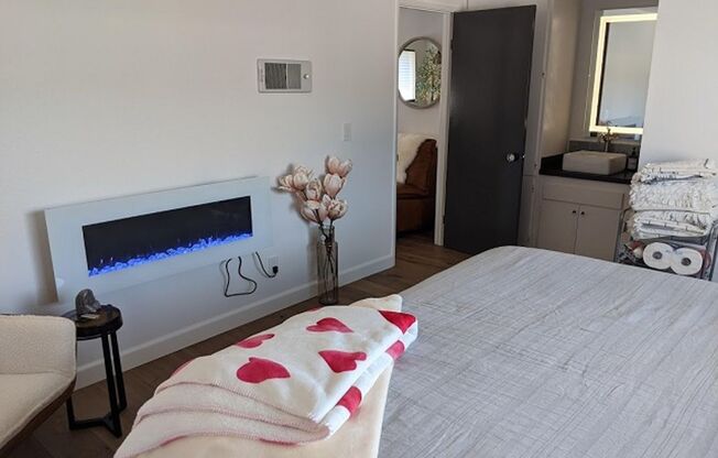 1 Bedroom-1 Bathroom Single Story Condo in the La Mesa Village