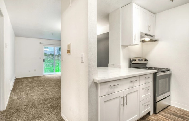 Top Floor 1 Bedroom 1 Bath Unit in Federal Way
