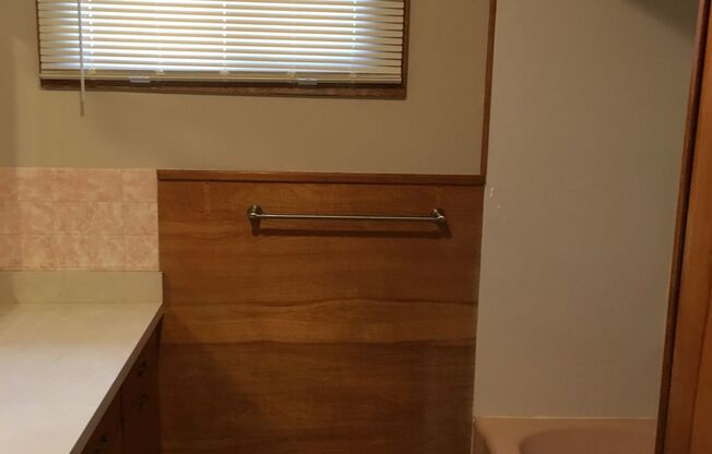 Nicely Remodeled 3 Bed 1.25 bath home