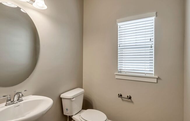 3 beds, 2.5 baths, $2,200