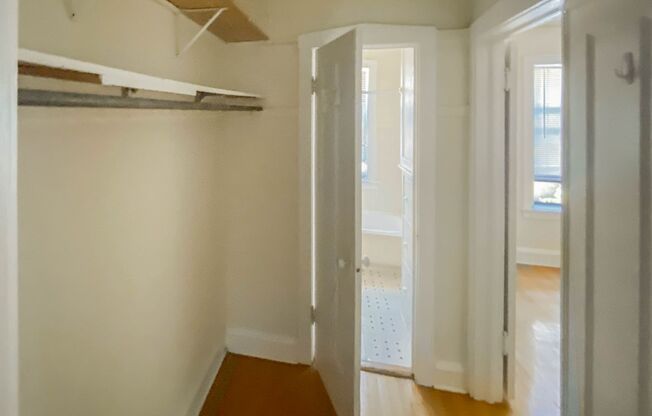 1 bed, 1 bath, 460 sqft, $1,895, Unit 1944-1M