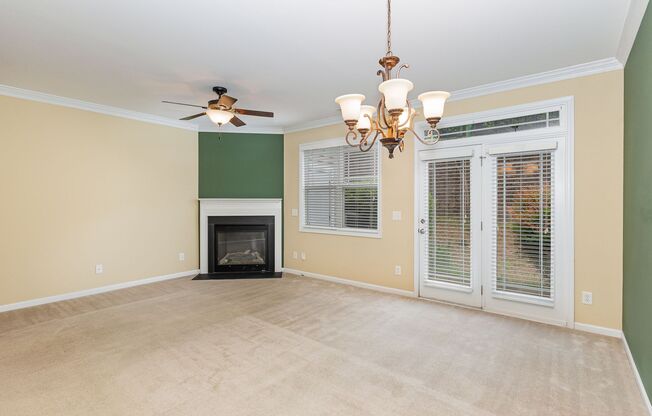 Charming 2-Bedroom Townhome Convenient to Downtown Raleigh and Cary!