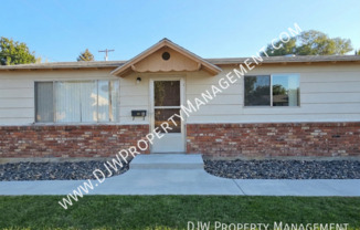 918 NW 4 ST