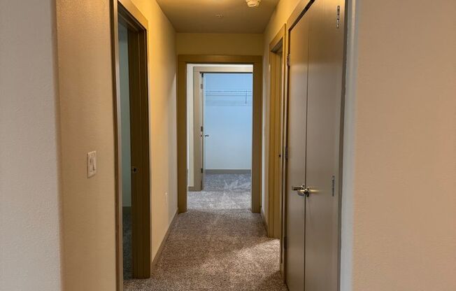 2 beds, 2 baths, 1,057 sqft, $1,646, Unit 89