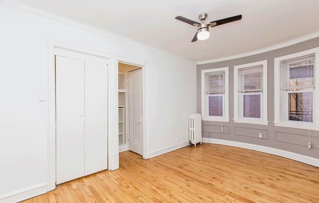 Studio, 1 bath, 450 sqft, $1,197, Unit 206