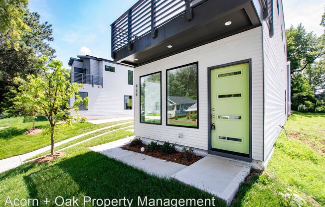 425 Eugene St