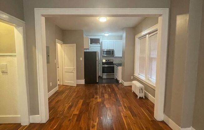 1 bed, 1 bath, 500 sqft, $995, Unit 2