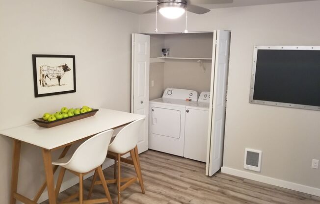 1 bed, 1 bath, 698 sqft, $1,615, Unit C-01