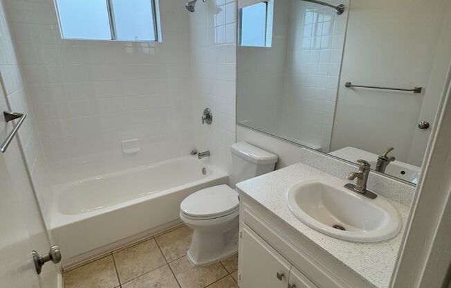 2 beds, 1 bath, 745 sqft, $2,650, Unit Unit 9