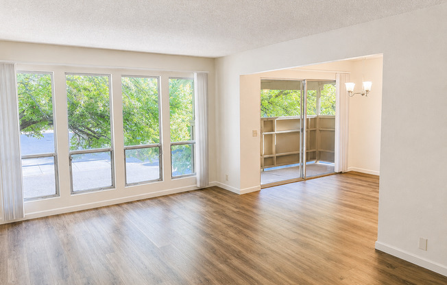 2 Bedroom walking distance to Chico State!