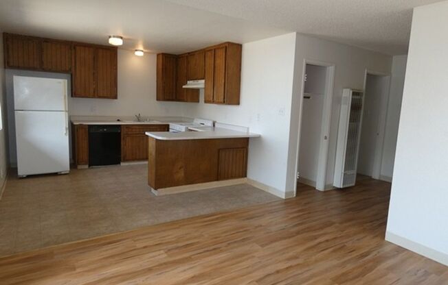 1 bed, 1 bath, $1,650, Unit F