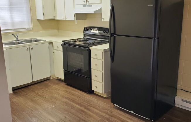 Rivercrest Apartments