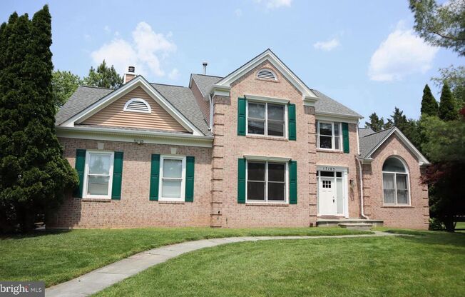 YOUR NEW HOME SEARCH IS OVER!! A Stately, 4-bedroom, 4-bathroom Colonial home with over $4,700 SF is available in Olney!