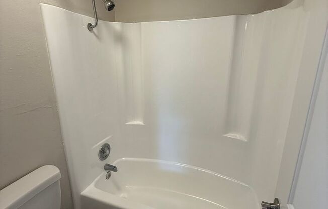 1 bed, 1 bath, 815 sqft, $2,595, Unit 161