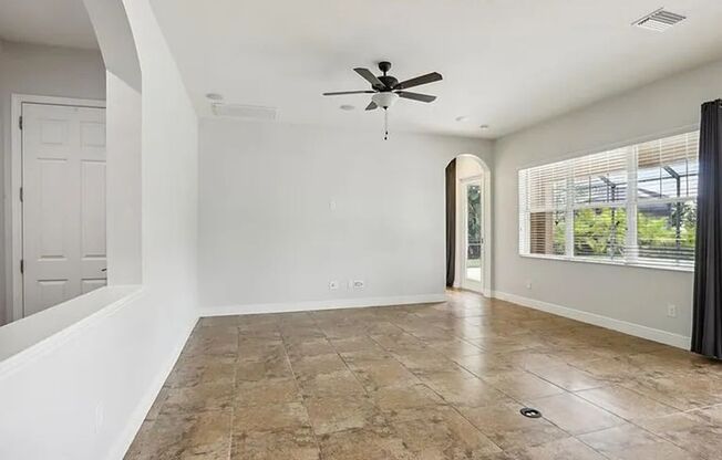 Beautiful 6B/4B Waterset Pool Home