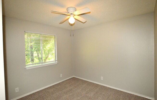 3 beds, 2.5 baths, $1,900