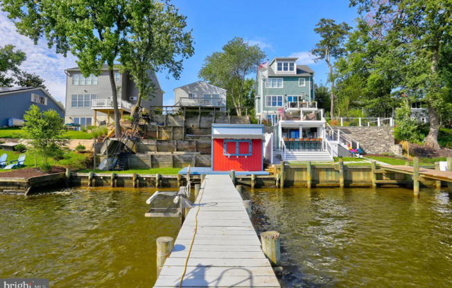 Stunning Waterfront 3bd/2.5ba in Glen Burnie with Deep-water Boat Dock, CAC, Renovated and more!