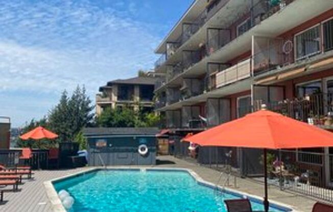 1 bed, 1 bath, 700 sqft, $2,050, Unit 306