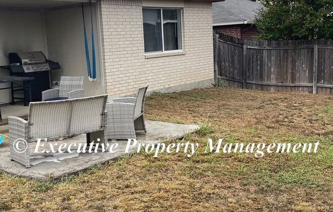 3 beds, 2 baths, $2,100