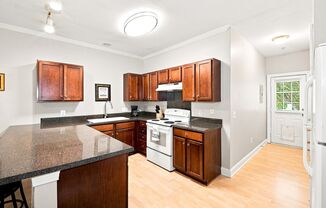 2 beds, 2 baths, $1,500